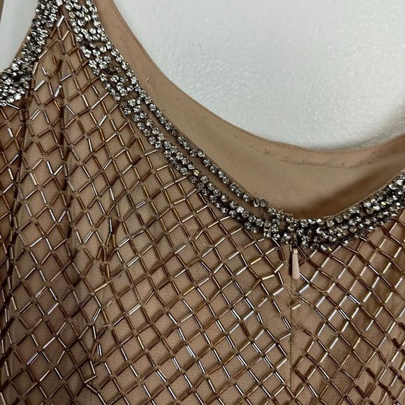 MAC DUGGAL Lattice Bead Sheath Gown in Nude Size US 10 - Picture 13 of 16
